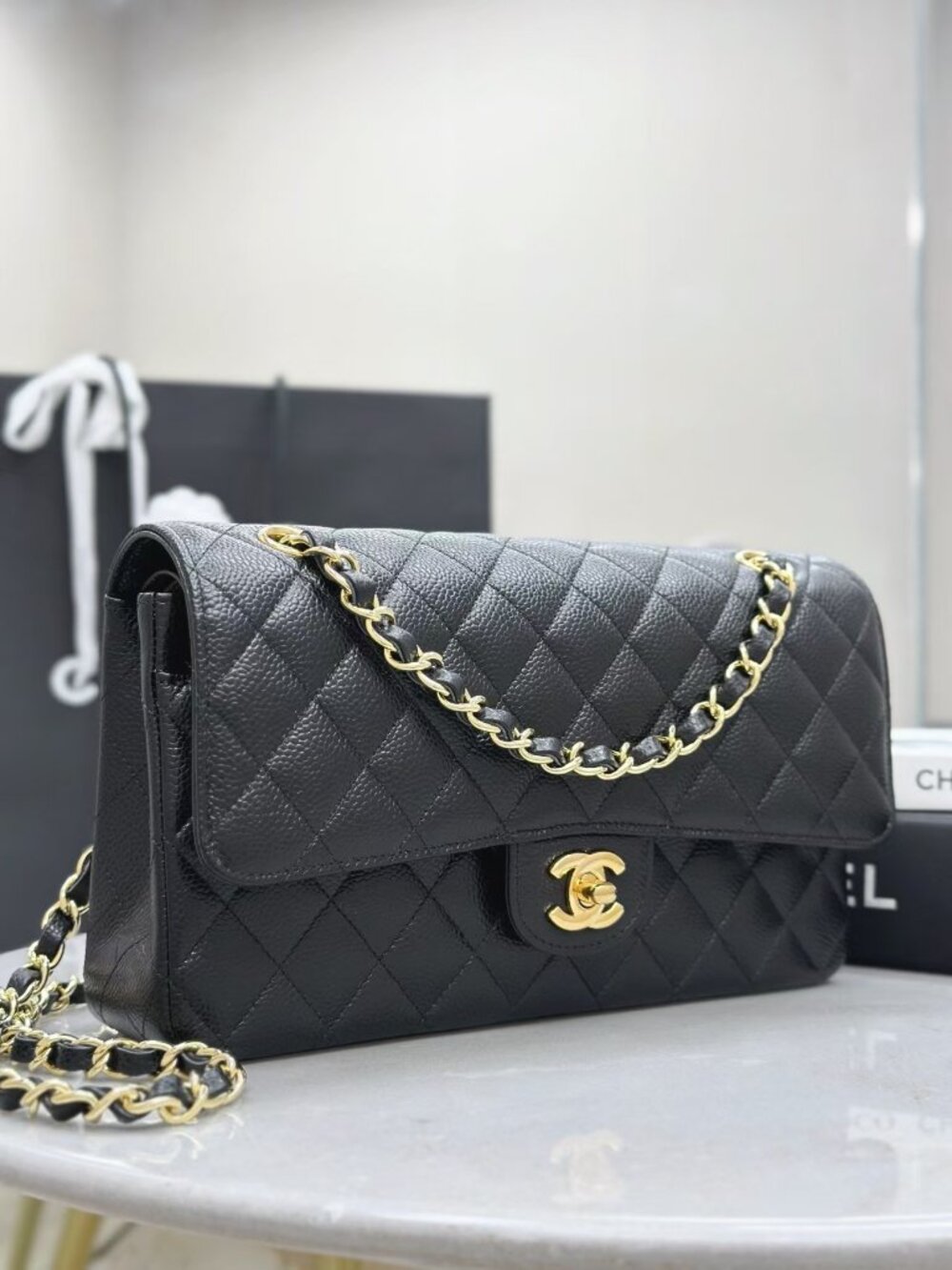 Classic CHANEL Bags: A Stylish and Versatile Choice for Elegance